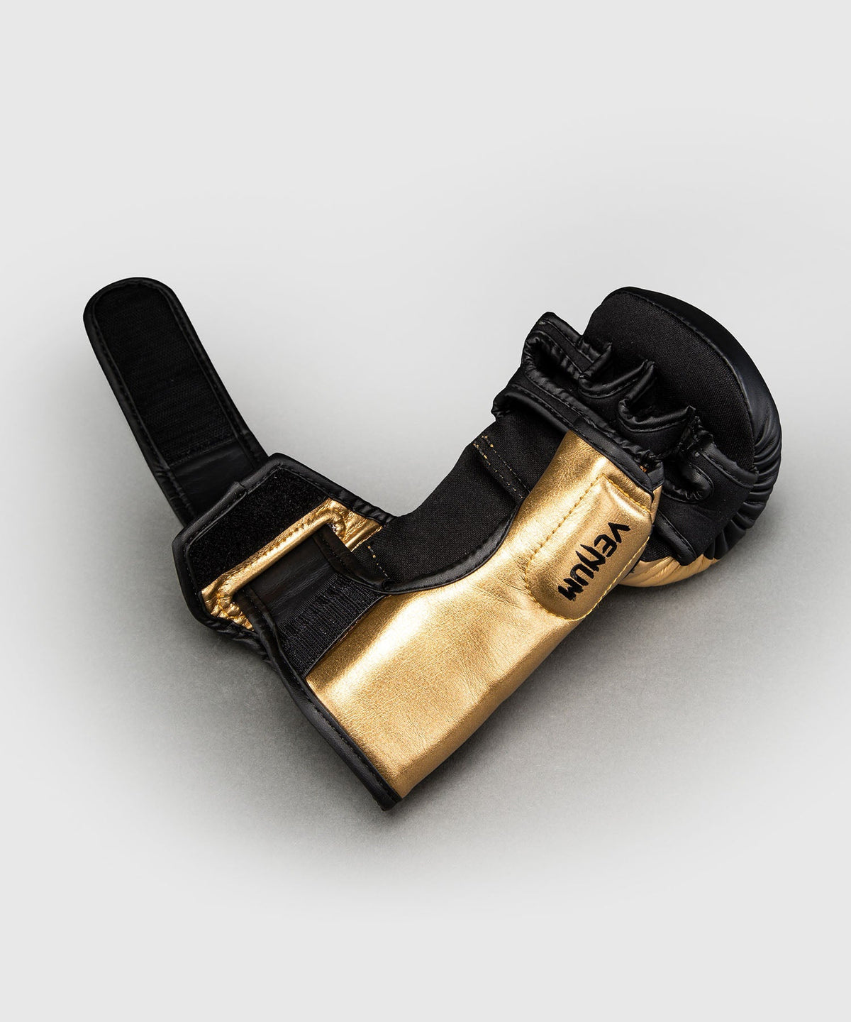 Venum MMA-Handschuhe Attack 2.0 – Gold/Schwarz