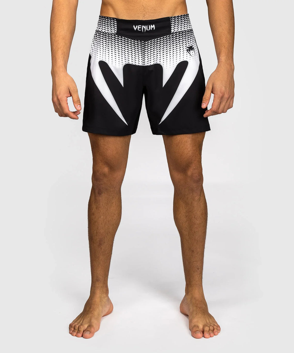 Venum No Gi MMA Shorts – Schwarz/Weiss