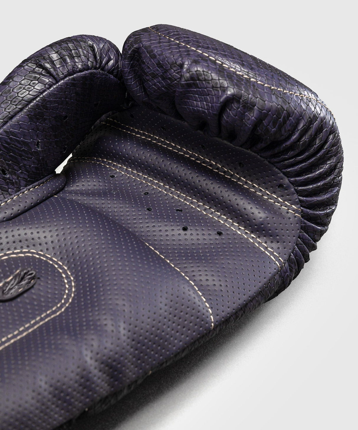 Venum Boxhandschuhe Impact Evo Scales - Dunkelviolett