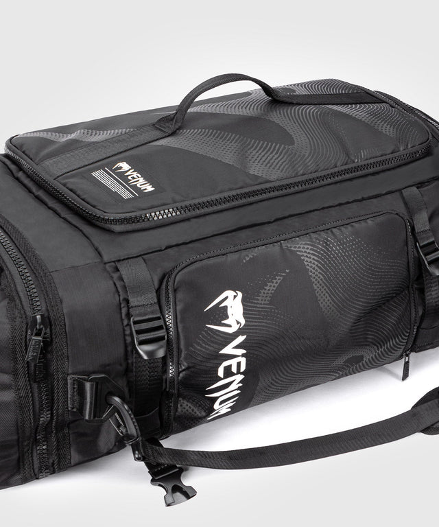 Venum Sporttasche Shockwave 60L - Schwarz