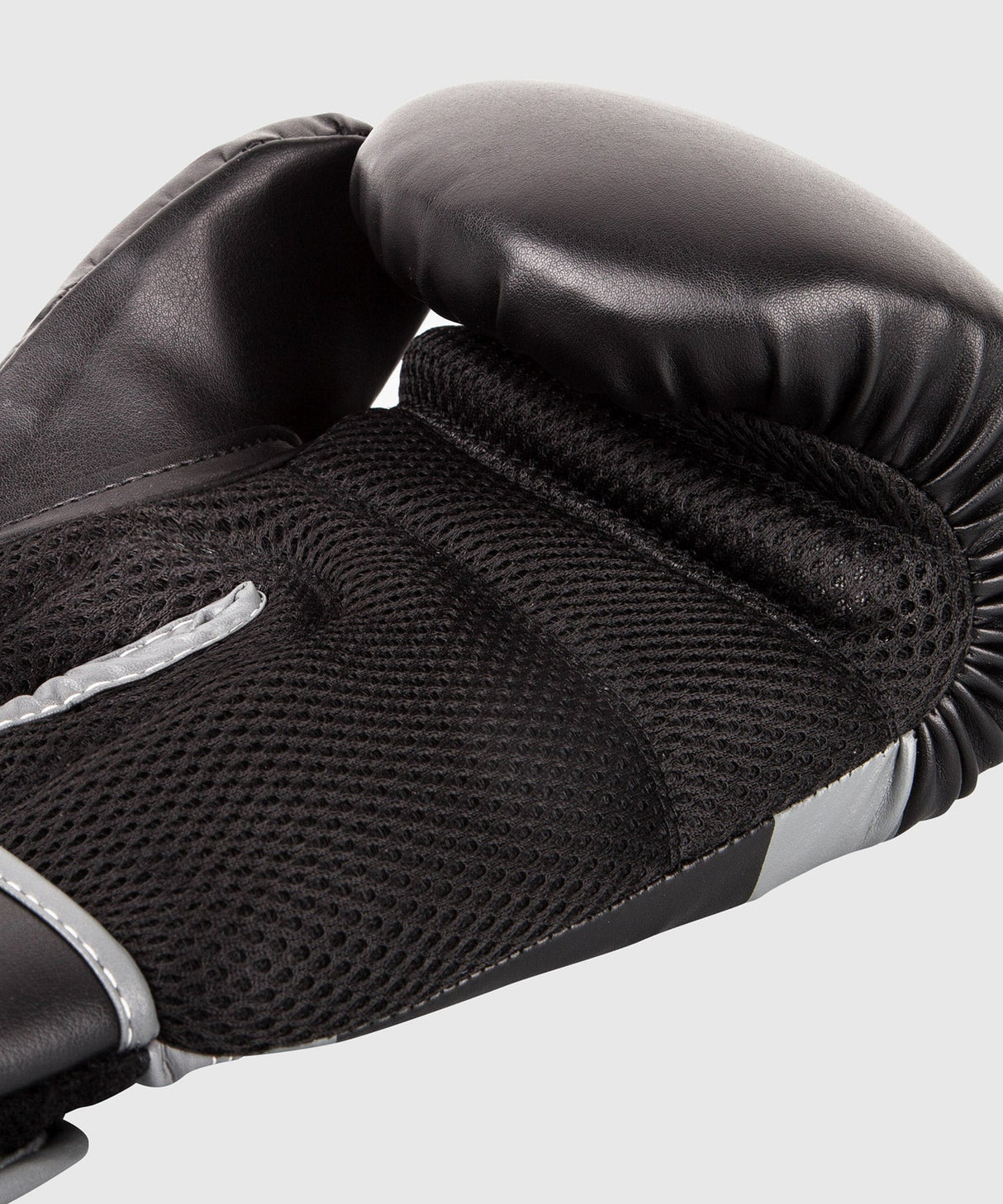Ringhorns Boxhandschuhe Charger Schwarz