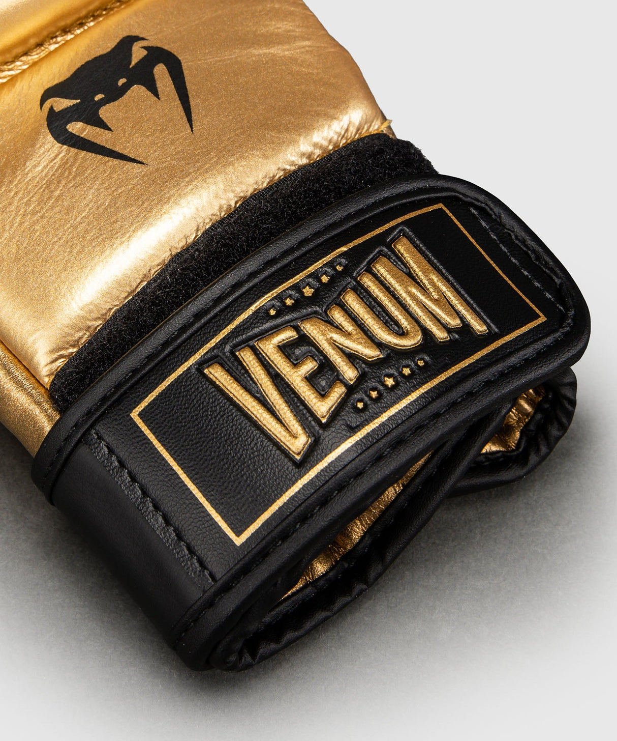 Venum MMA-Handschuhe Attack 2.0 – Gold/Schwarz
