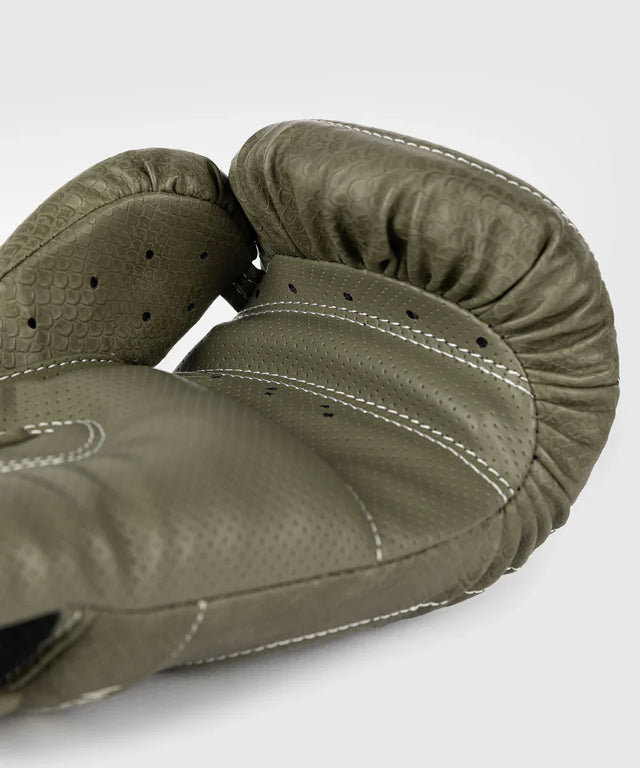 Venum Boxhandschuhe Impact Evo Scales – Armeegrün