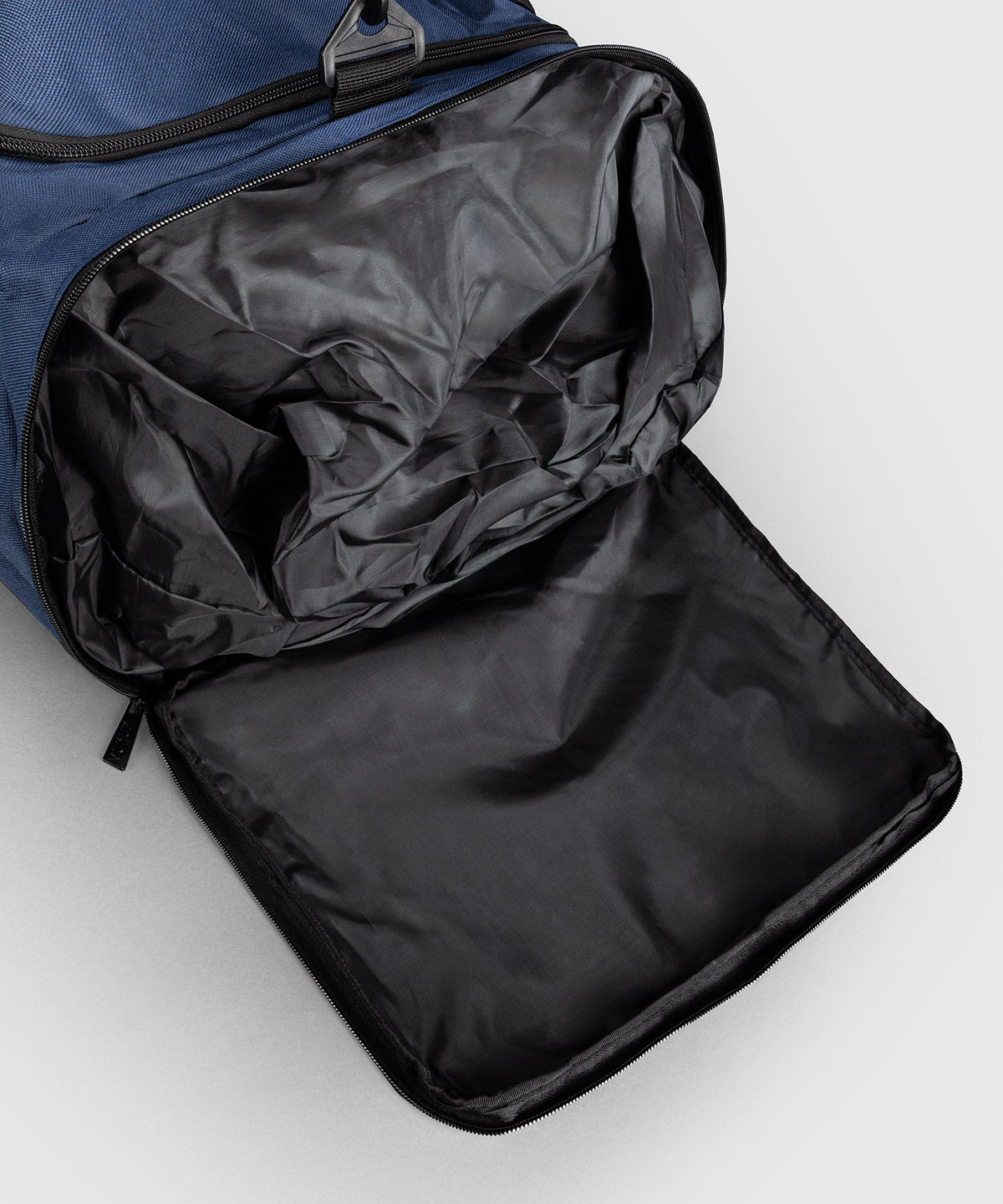 Venum Sporttasche Essential L – Marineblau