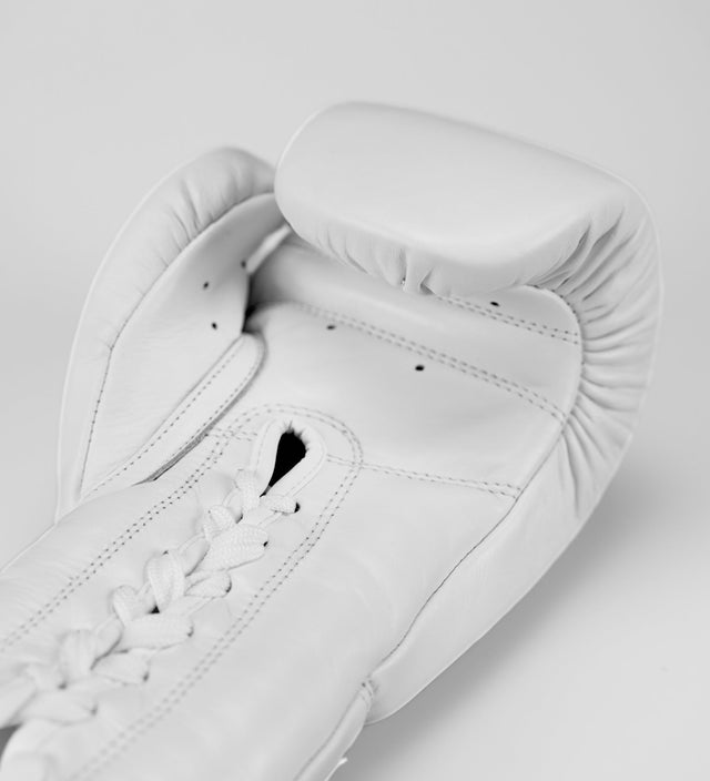 Caged Boxhandschuhe 'X Series' mit Schnürung - Weiss/Schwarz