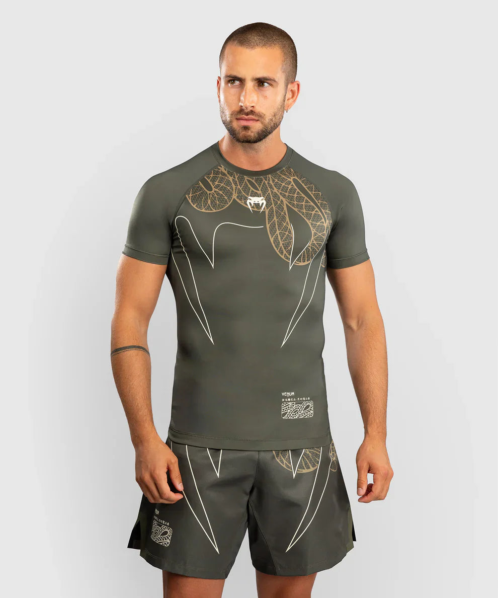 Venum Rashguard Kurzarm Serpenti – Khaki Grün