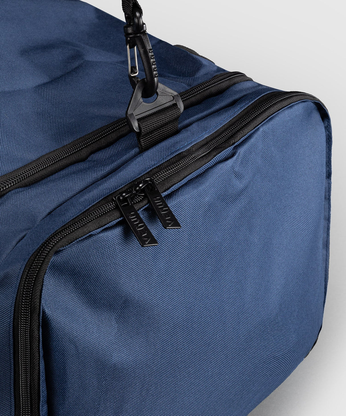 Venum Sporttasche Essential L – Marineblau