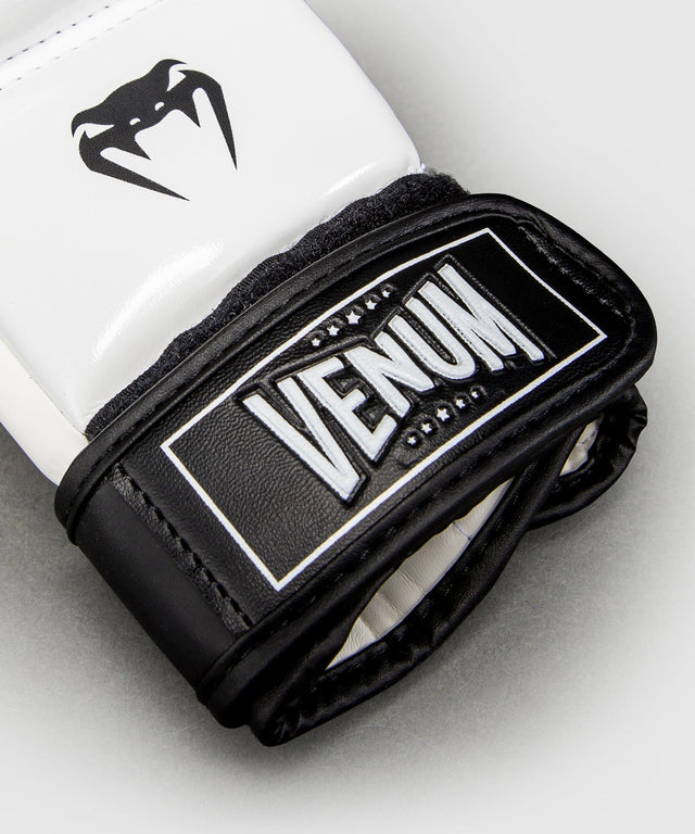 Venum MMA-Handschuhe Attack 2.0 - Schwarz/Weiß