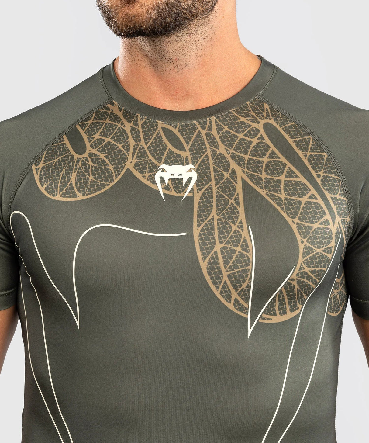 Venum Rashguard Kurzarm Serpenti – Khaki Grün