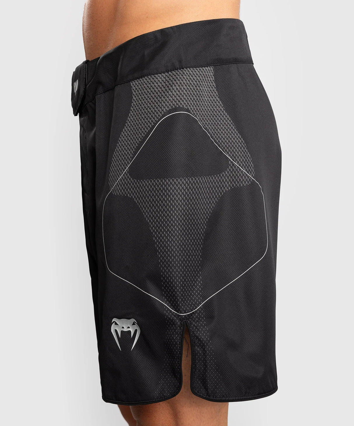 Venum MMA Shorts Nexus – Schwarz