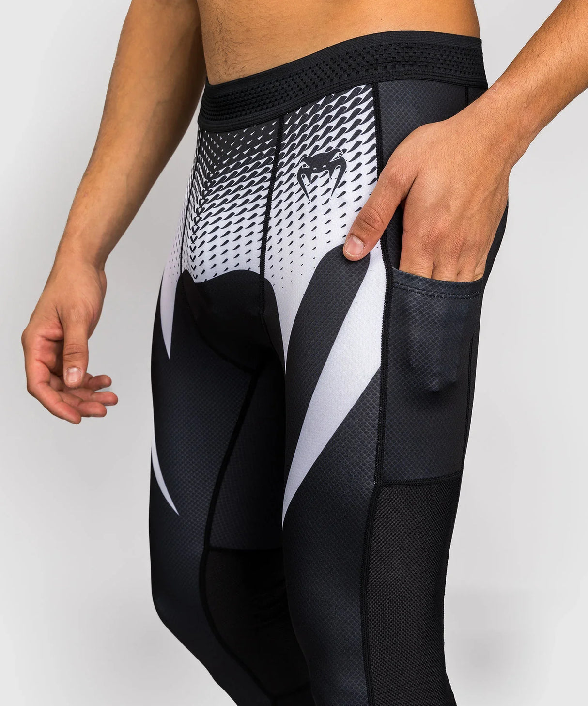 Venum No Gi Spats – Schwarz/Weiss