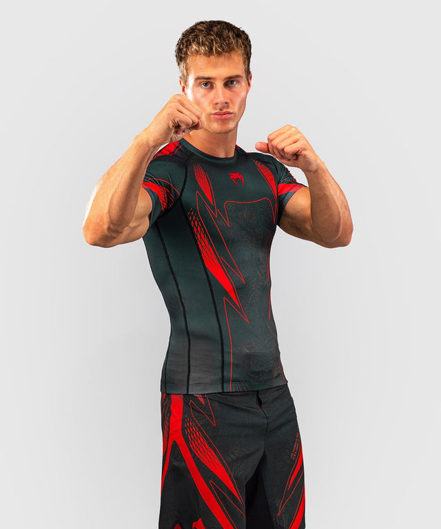 Venum Rashguard Amazonia Reborn Kurzarm - Schwarz/Rot