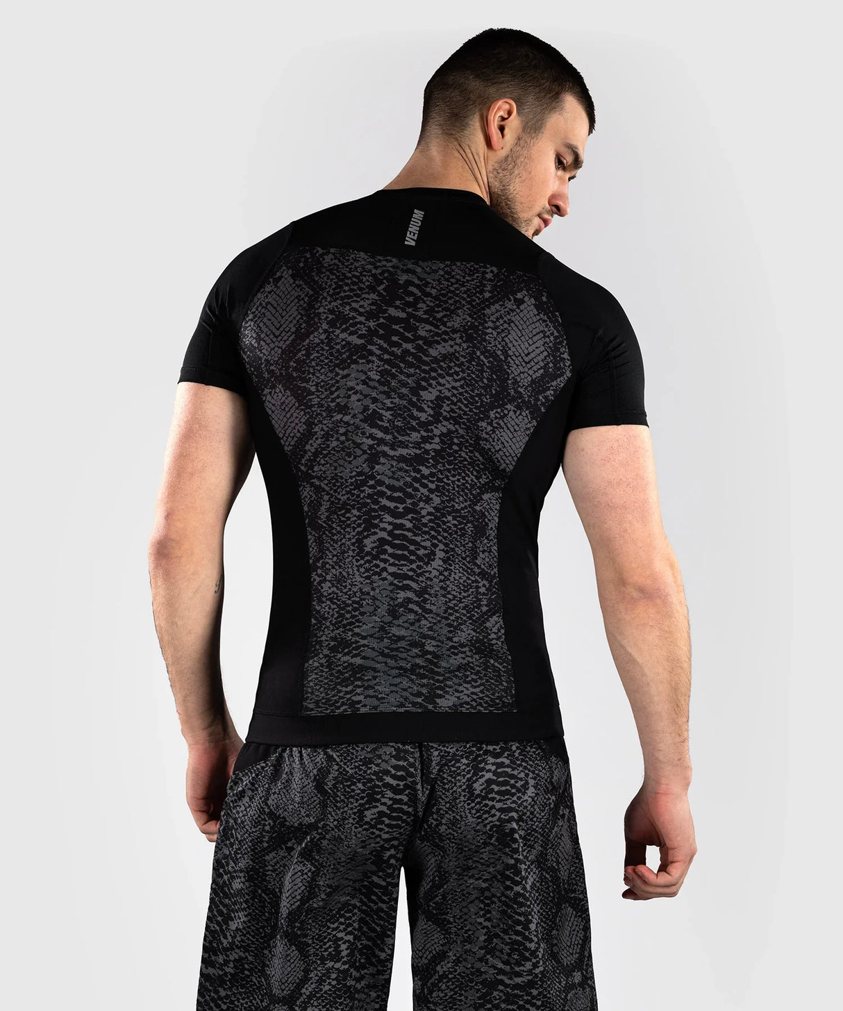 Venum Rashguard Kurzarm G-Fit Scales – Schwarz/Grau