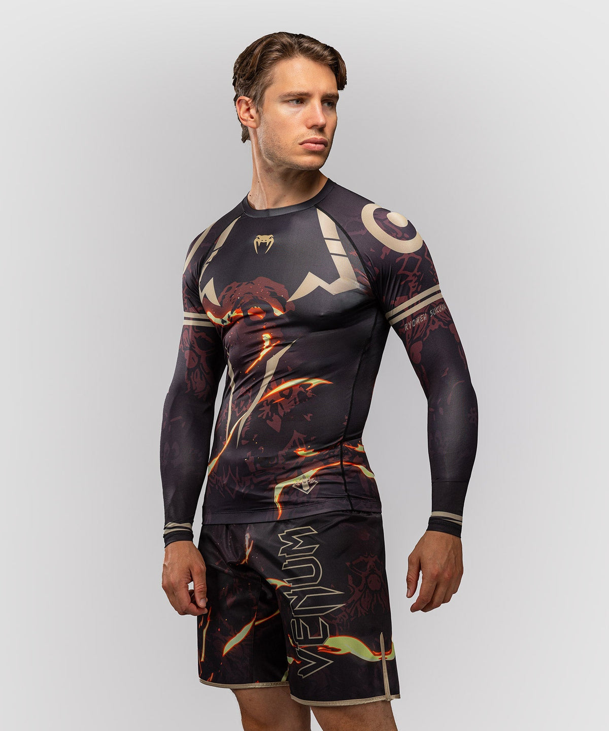Venum Rashguard x Jujutsu Kaisen Sukuna Lange Ärmel - Schwarz/Beige