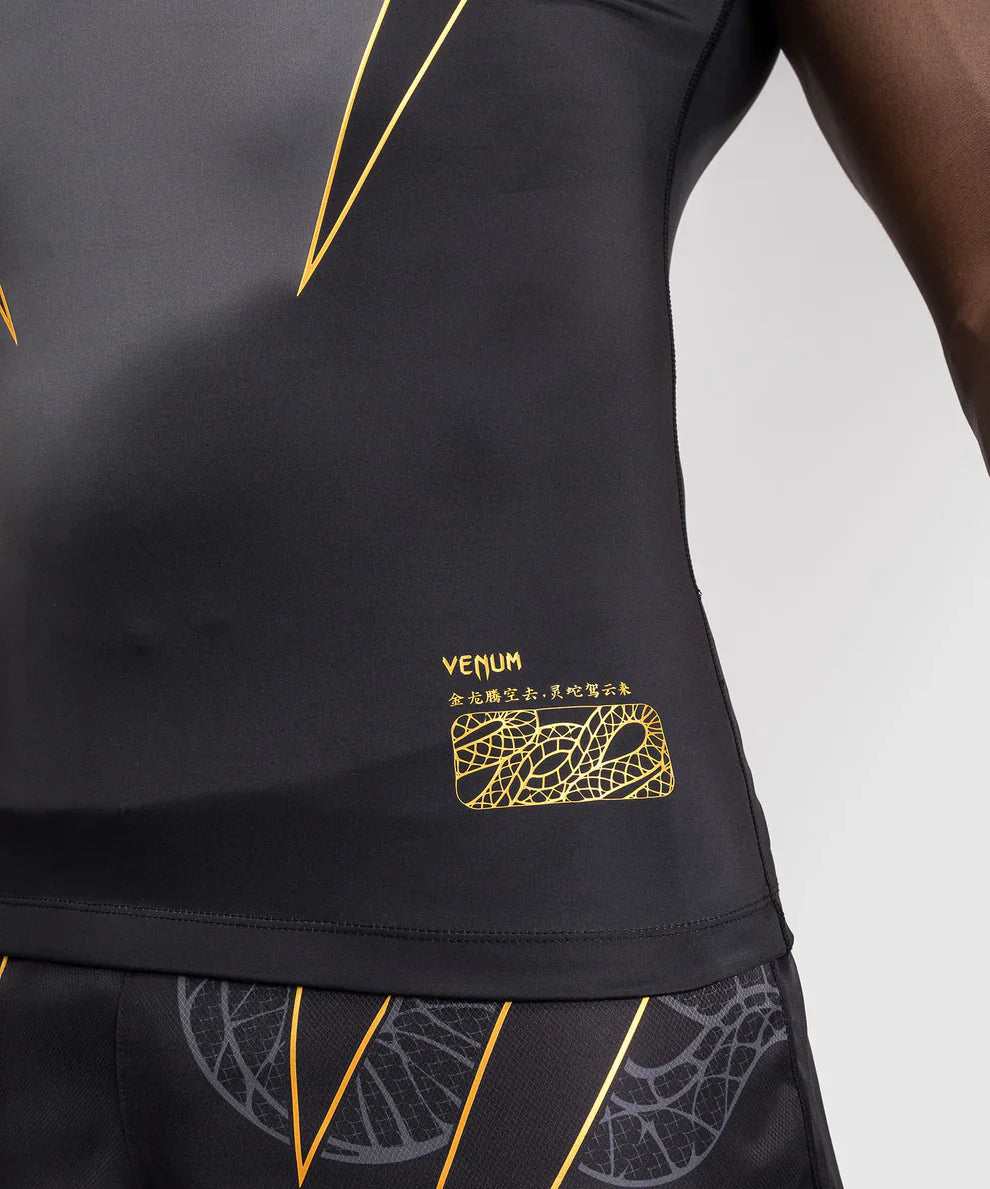 Venum Rashguard Kurzarm Serpenti – Schwarz