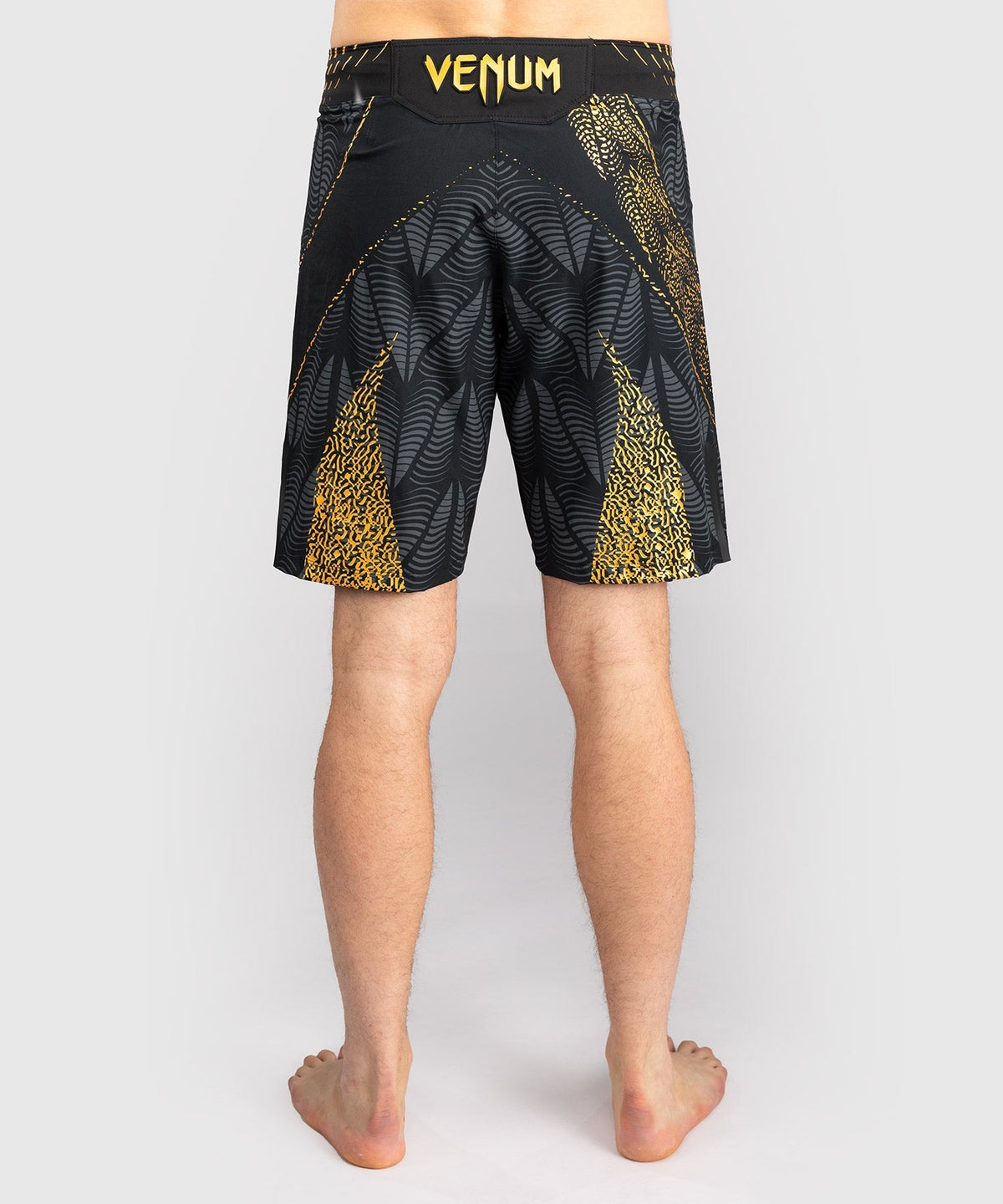 Venum UFC MMA Shorts Zenith by Authentic Fight - Schwarz