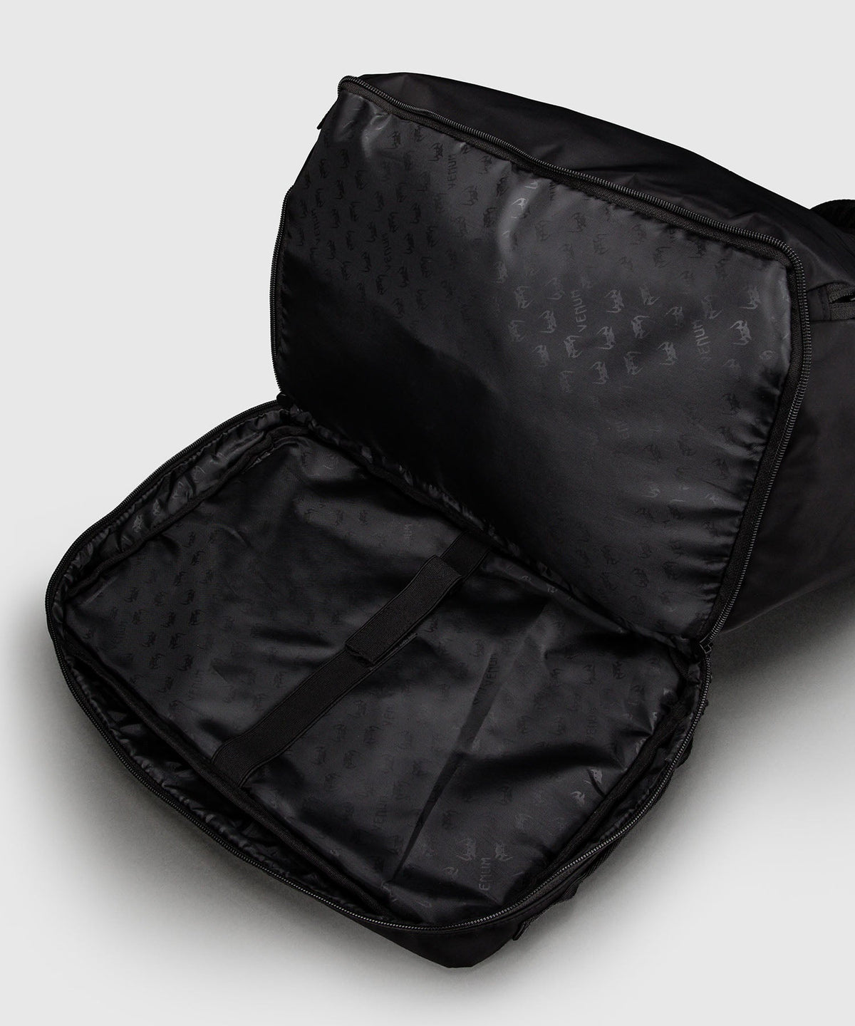 Venum Sporttasche Essential - Schwarz