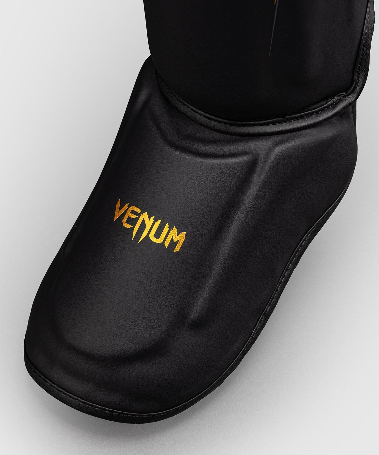 Venum Schienbeinschoner Streamline - Schwarz/Gold