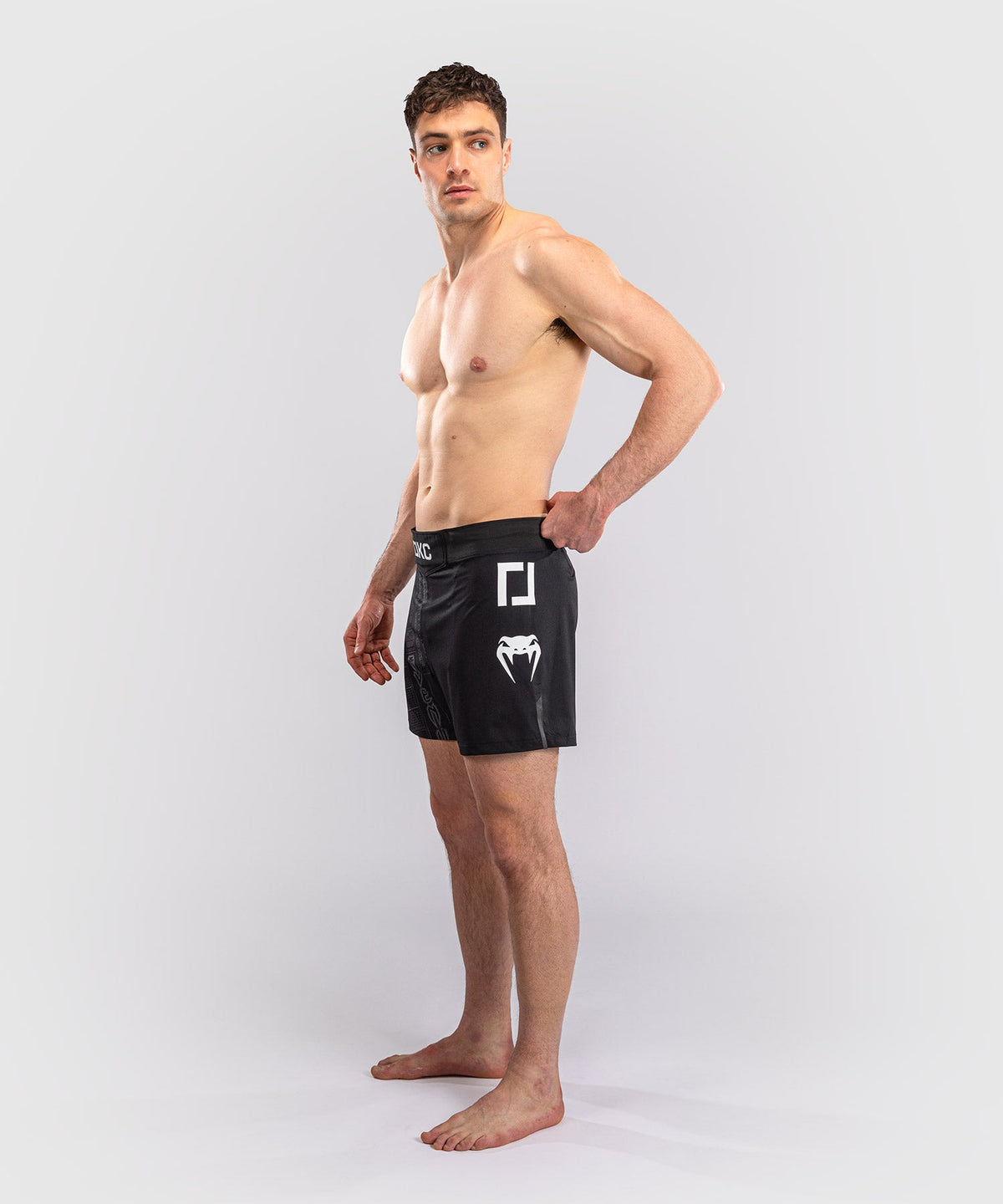 Venum MMA-Shorts Karate Combat – Schwarz/Grau
