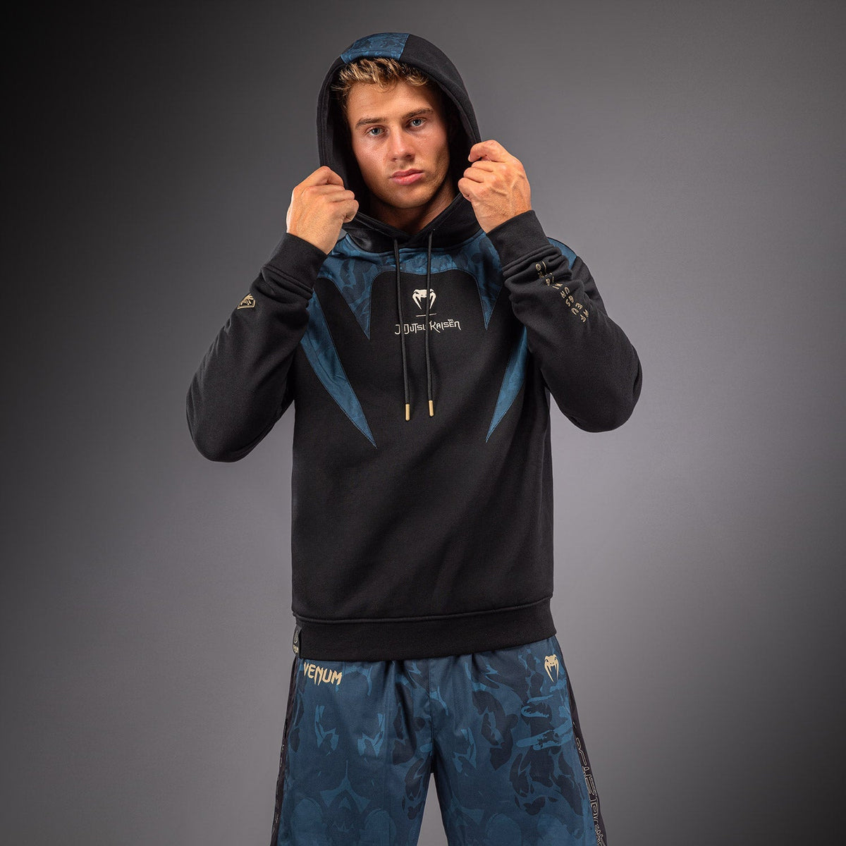 Venum Hoodie x Jujutsu Kaisen Fushiguro - Schwarz/Blau