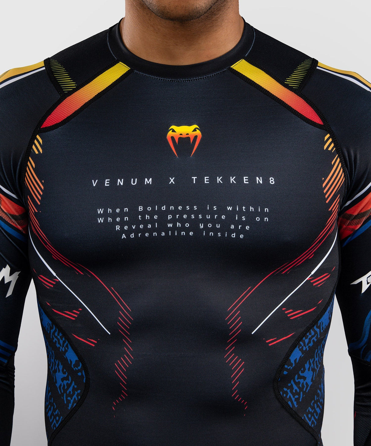 Venum Rashguard TEKKEN 8 Yoshimitsu - Schwarz/Orange - Foto 5