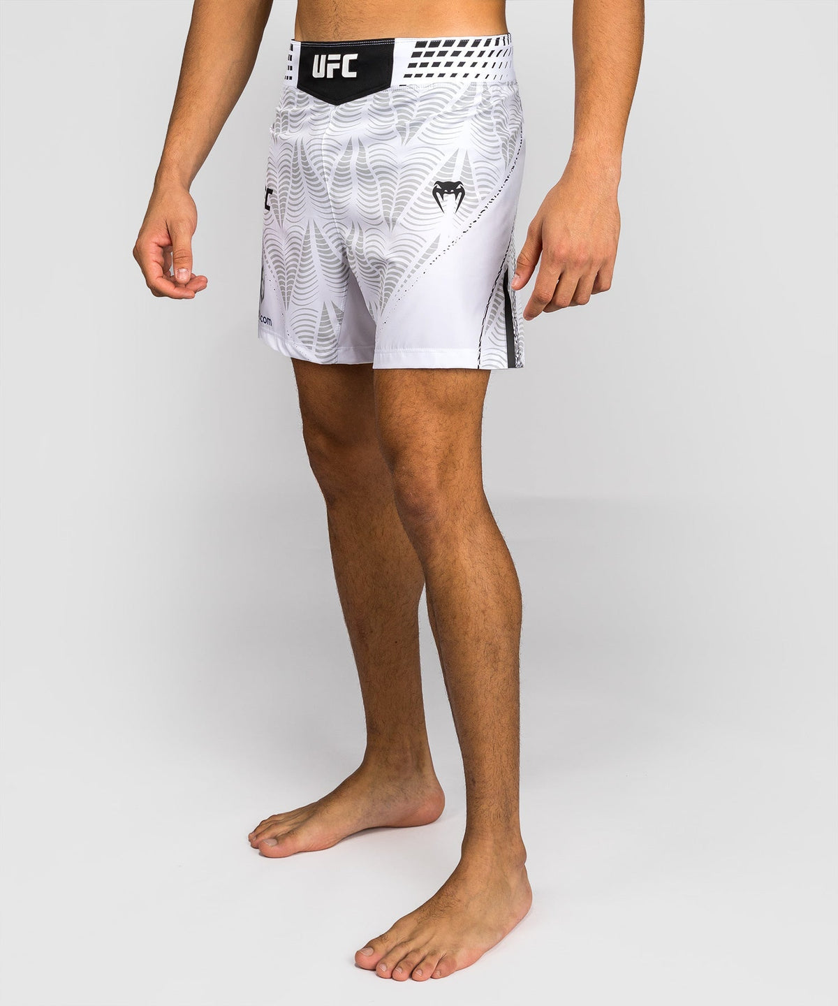 Venum UFC MMA Shorts Zenith - Weiß