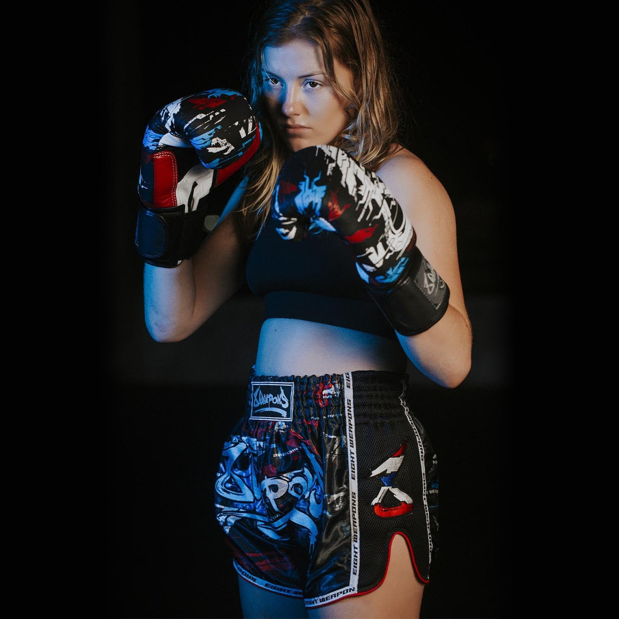 8 WEAPONS Muay Thai Shorts Cut Like A Blade 2.0 - Schwarz