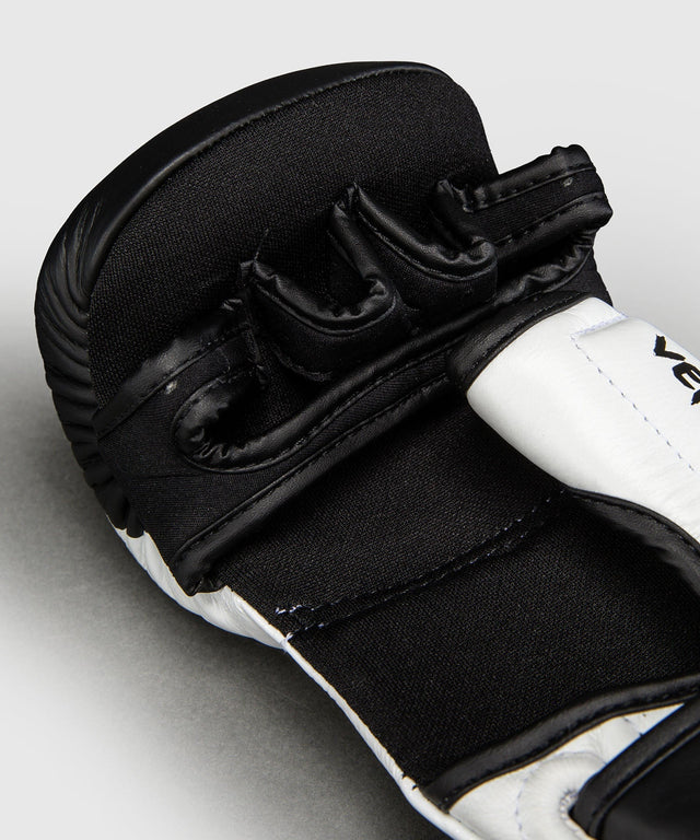 Venum MMA-Handschuhe Attack 2.0 - Schwarz/Weiß