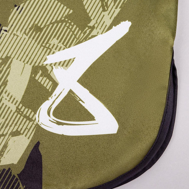 8 WEAPONS MMA Shorts Hit 2.0 - Oliv/Schwarz