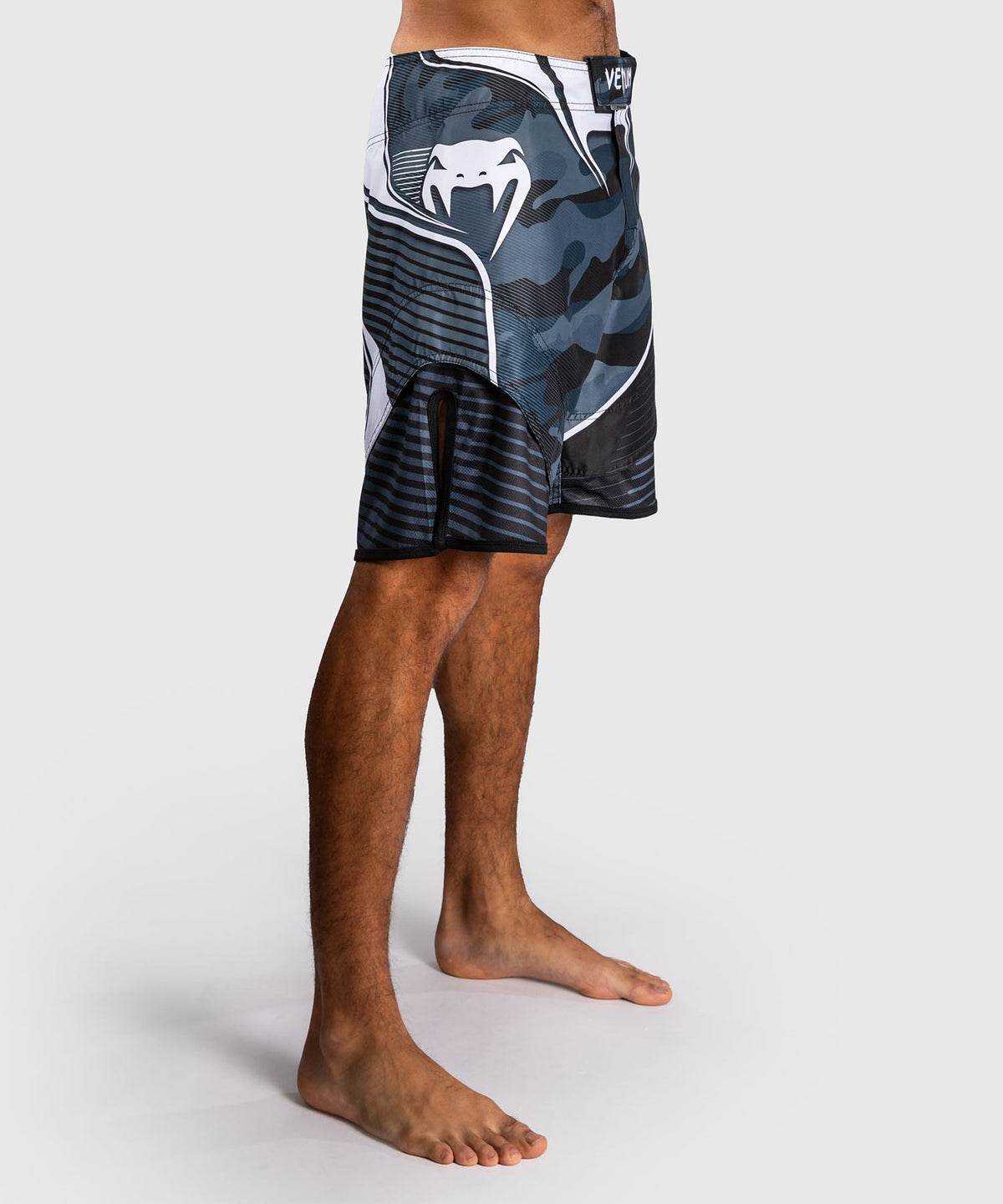 Venum MMA Shorts Camo Hero - Dunkelmarineblau/Blau