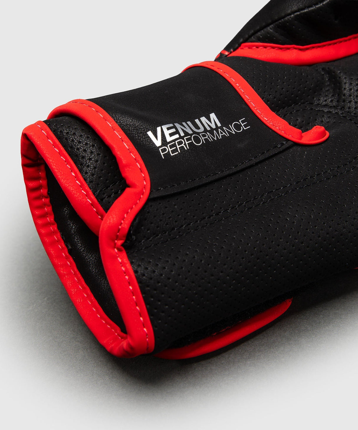 Venum Bokshandschoenen Matupa - Zwart/Rood/Zilver - foto 5
