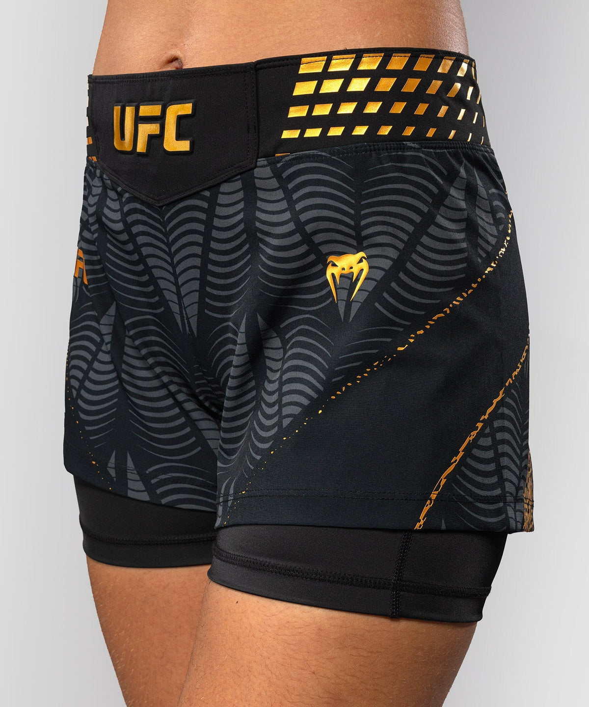 Venum UFC MMA Shorts Zenith Damen - Champion