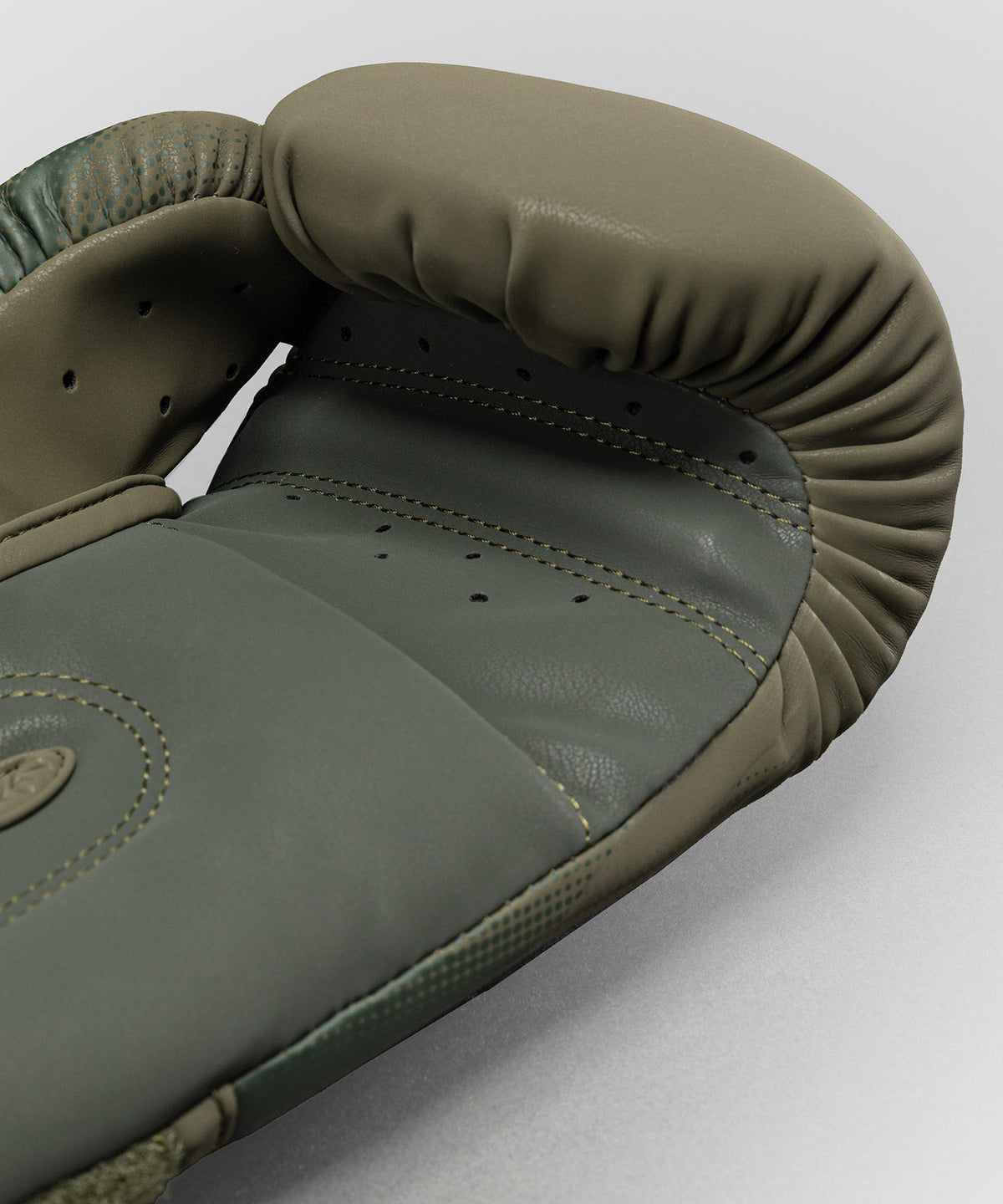 Venum Boxhandschuhe Stealth – Khaki/Dunkelgrün