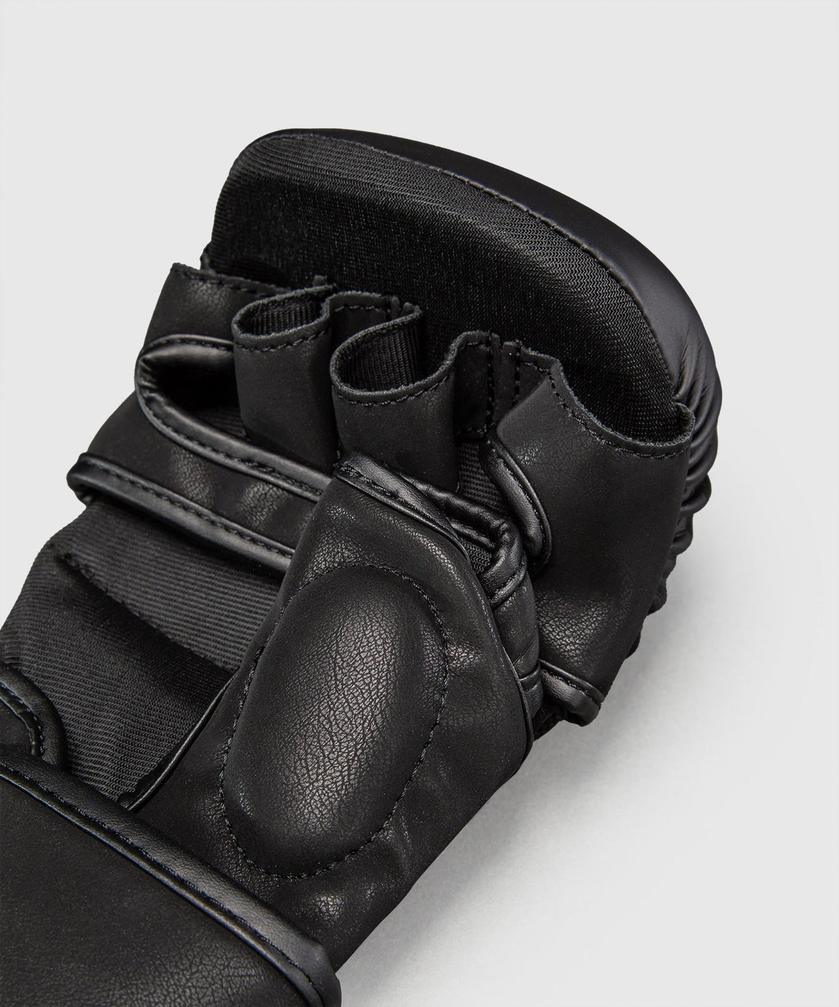 Venum MMA-Grappling-Handschuhe G-Core – Schwarz/Gold