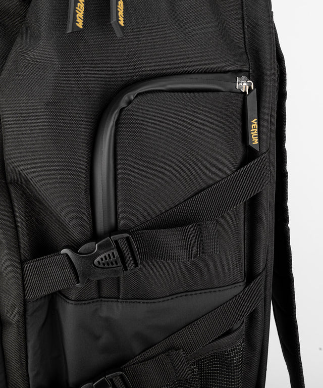 Venum Rucksack Challenger Xtrem Evo - Schwarz/Gold