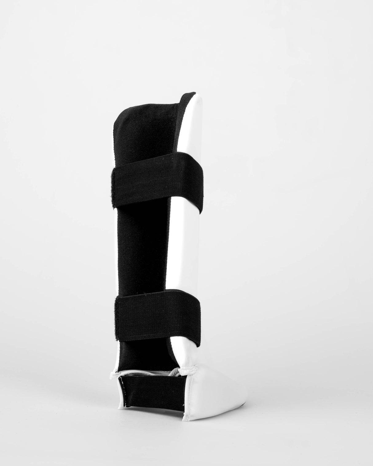 Elevate Schienbeinschoner Prime - Weiss