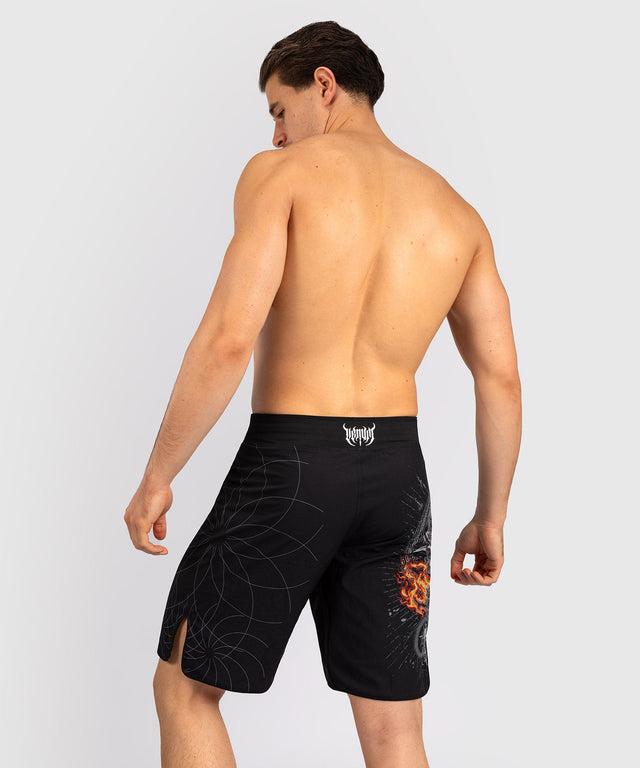 Venum MMA Shorts Gladiator 5.0 – Schwarz/Silber