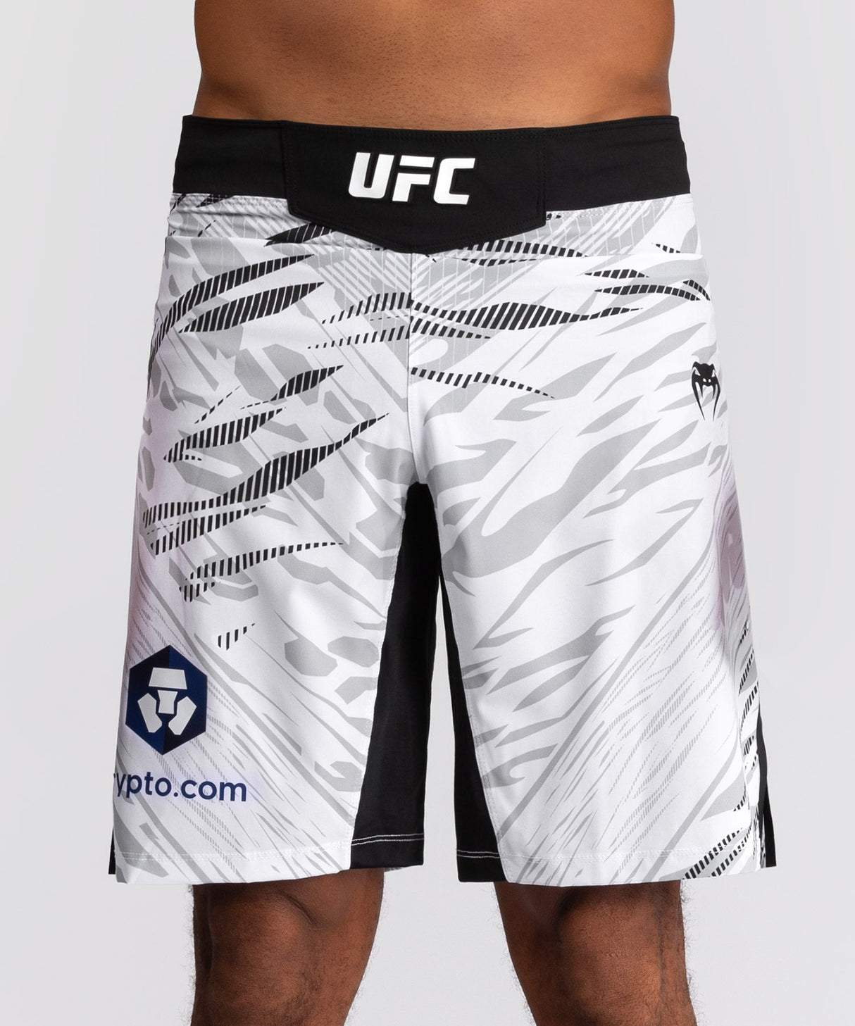 UFC Venum MMA Shorts Fight Night Fusion Long Fit – Weiss