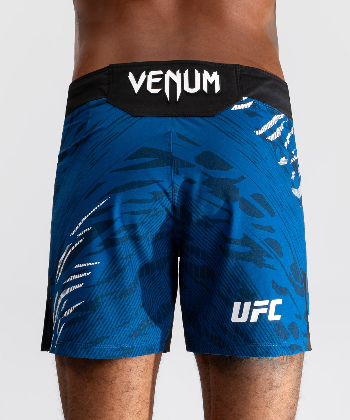 UFC Venum MMA Shorts Fight Night Fusion Short Fit – Blau