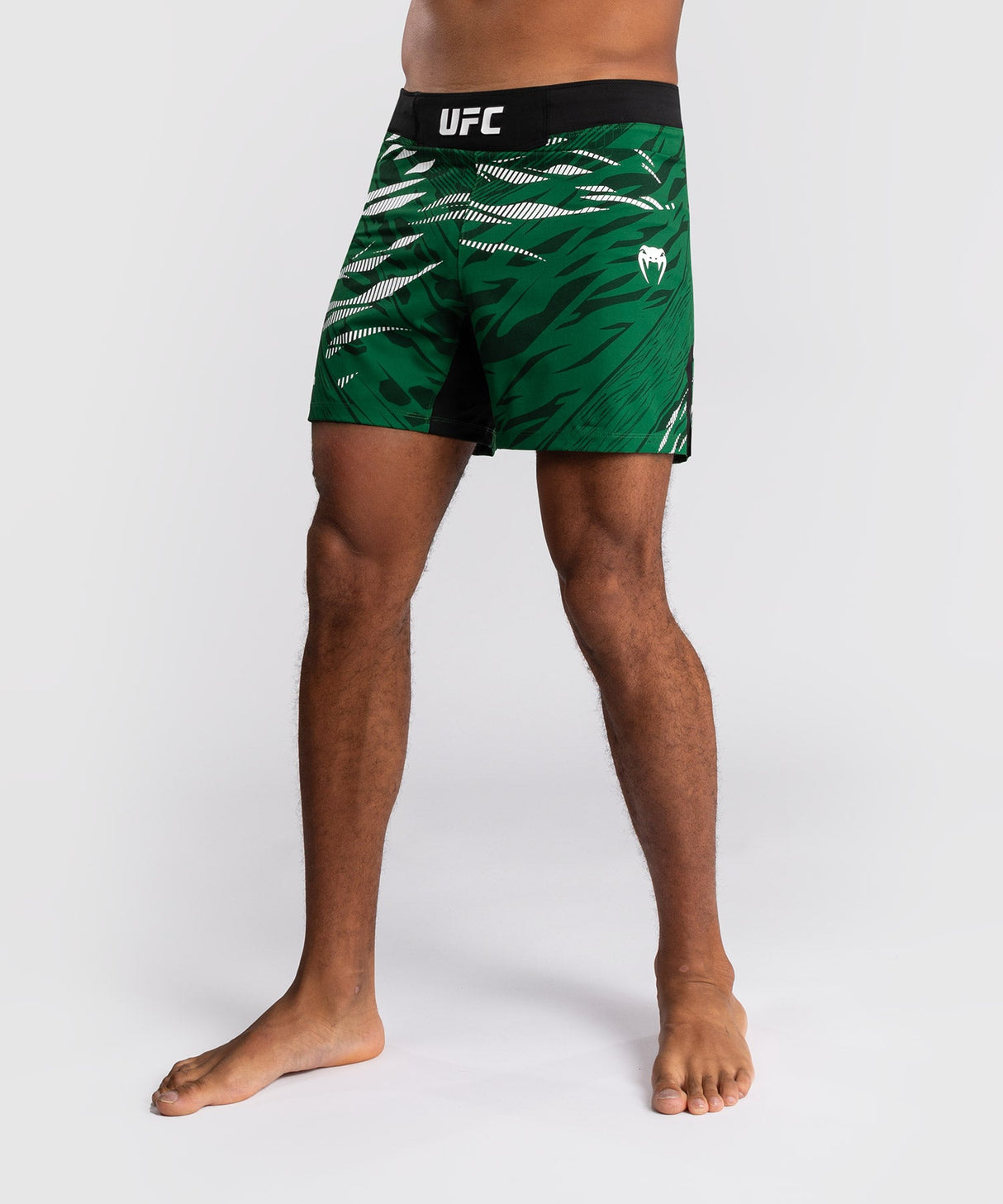 UFC Venum MMA Shorts Fight Night Fusion Short Fit – Grün