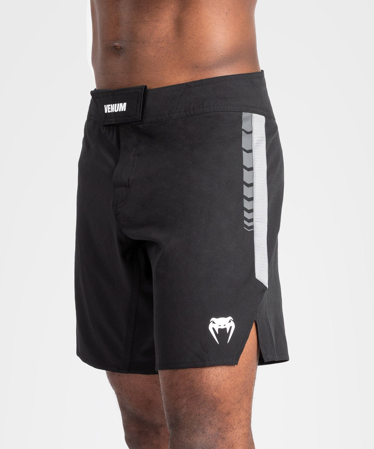 Venum MMA Shorts Tempest – Schwarz/Grau