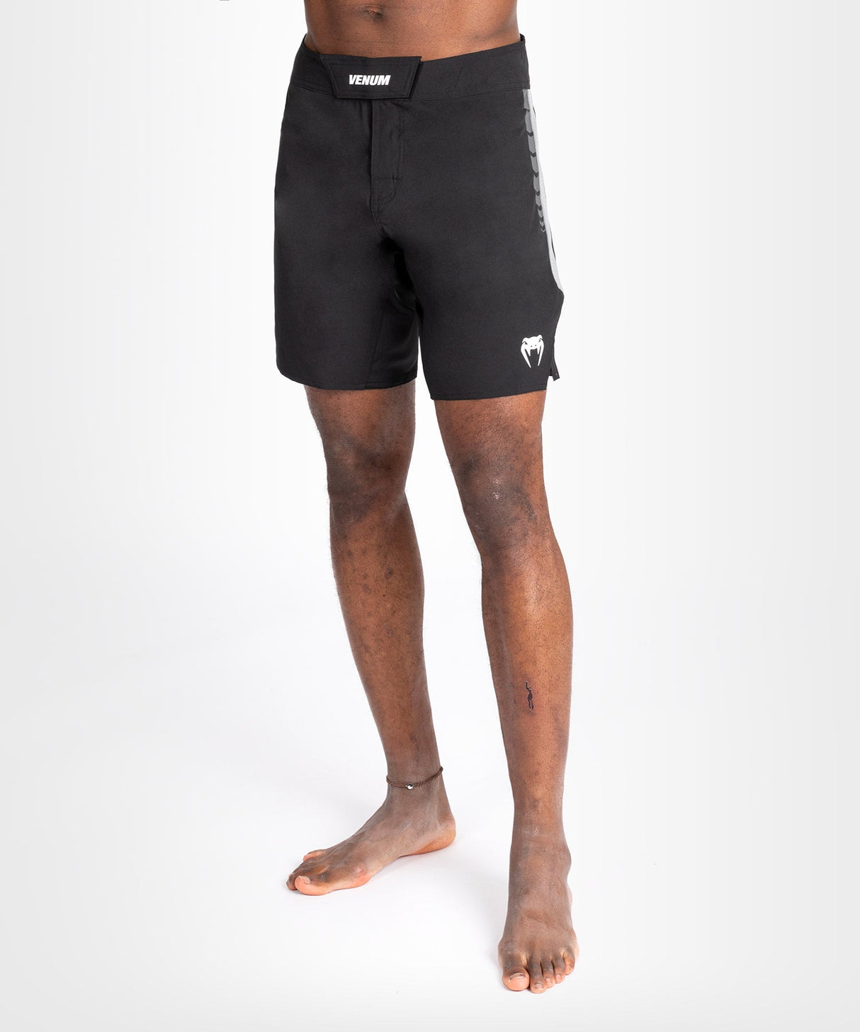 Venum MMA Shorts Tempest – Schwarz/Grau
