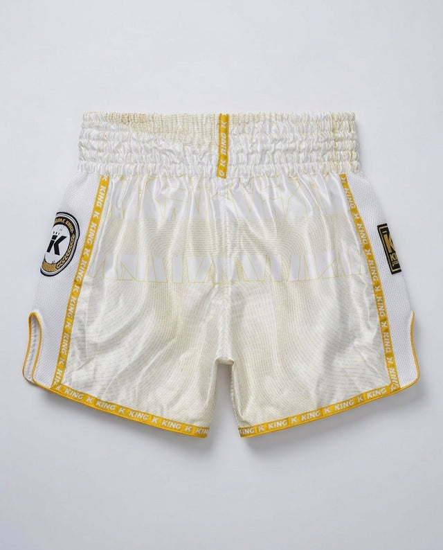 King Pro Boxing Muay Thai Shorts ‚08‘ – Weiss/Gold