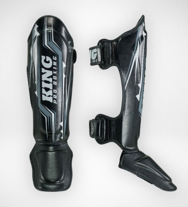 King Pro Boxing Schienbeinschoner Spartan - Schwarz/Grau