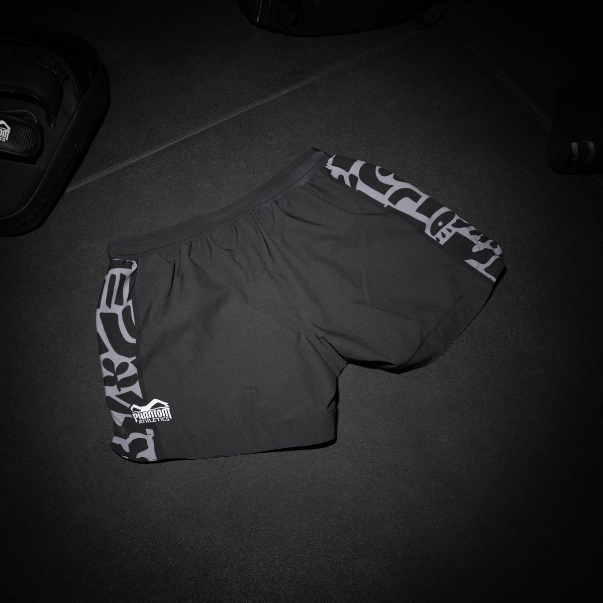 Phantom Athletics MMA Shorts Fusion-R Groundgame - Schwarz/Grau