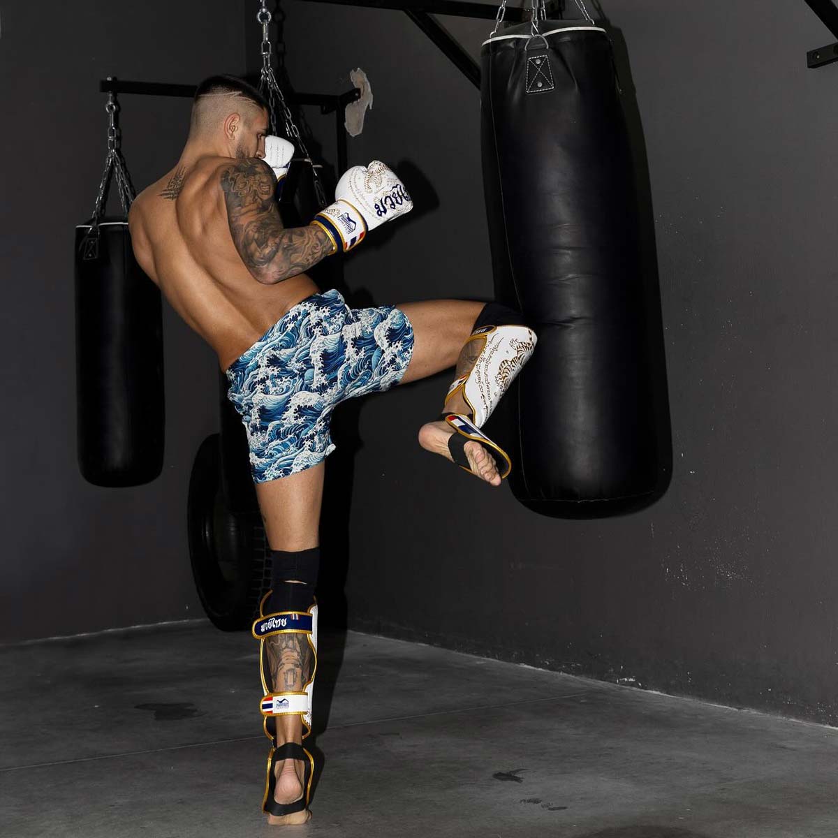 Phantom Athletics MMA Shorts Fusion Tsunami - Blau