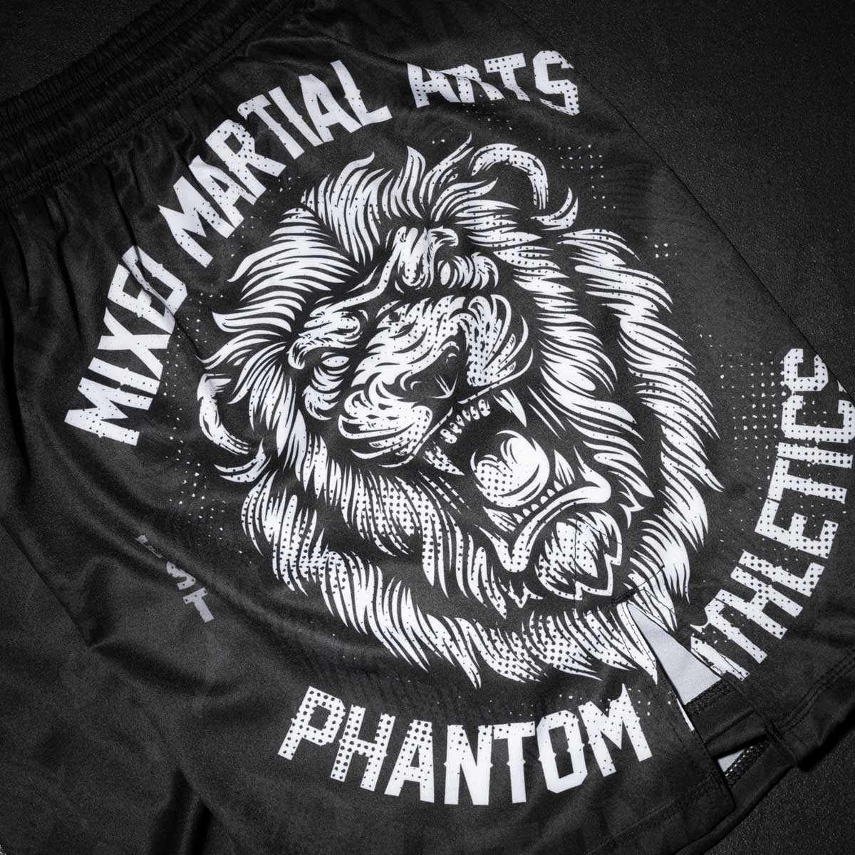 Phantom Athletics MMA Shorts EVO Lionheart - Schwarz/Rot