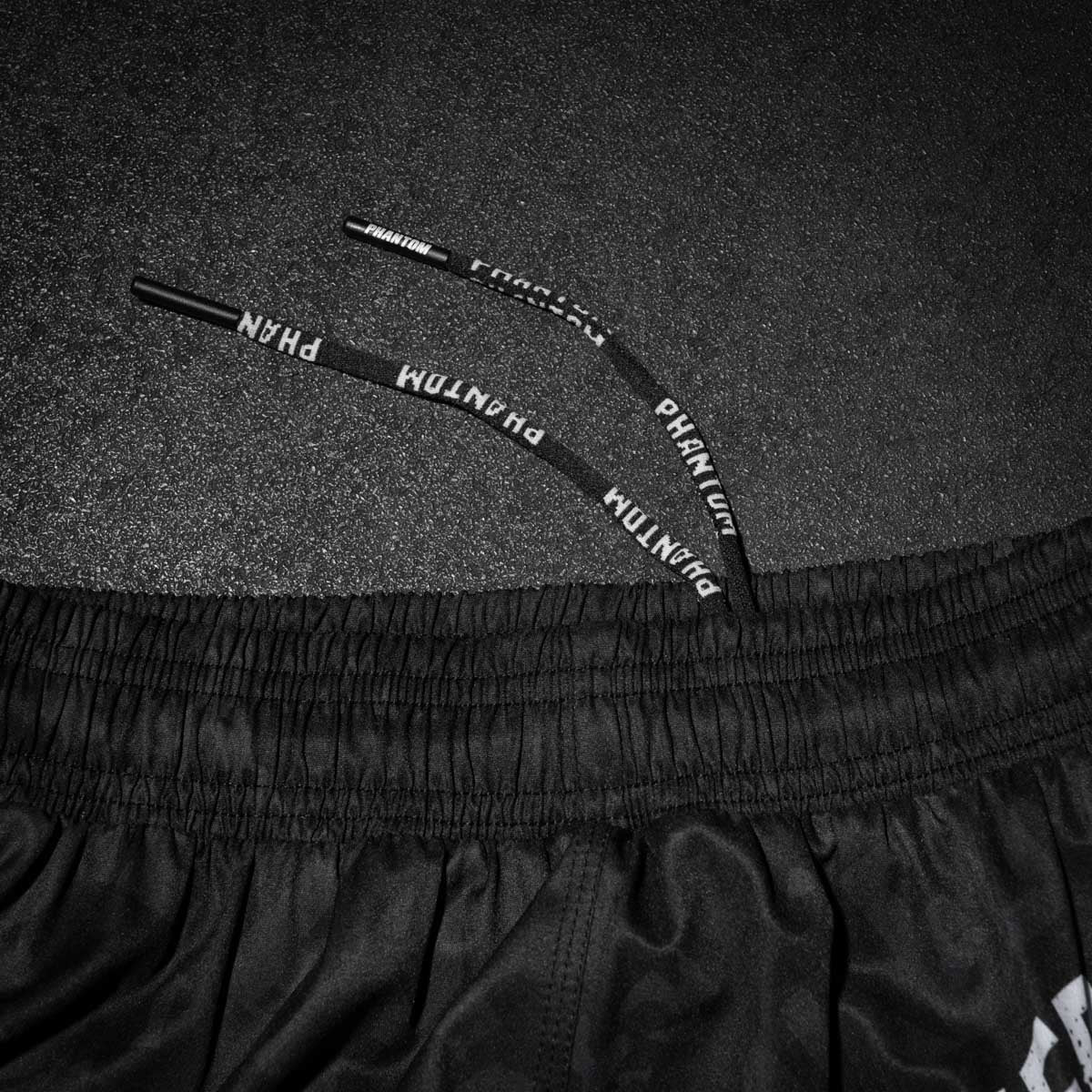 Phantom Athletics MMA Shorts EVO Lionheart - Schwarz/Rot