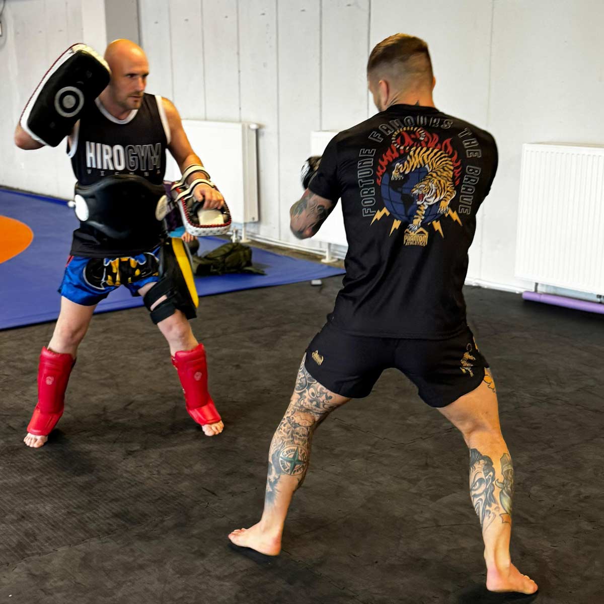 Phantom Athletics MMA Shorts FUSION-R Tiger Domination - Orange/Schwarz