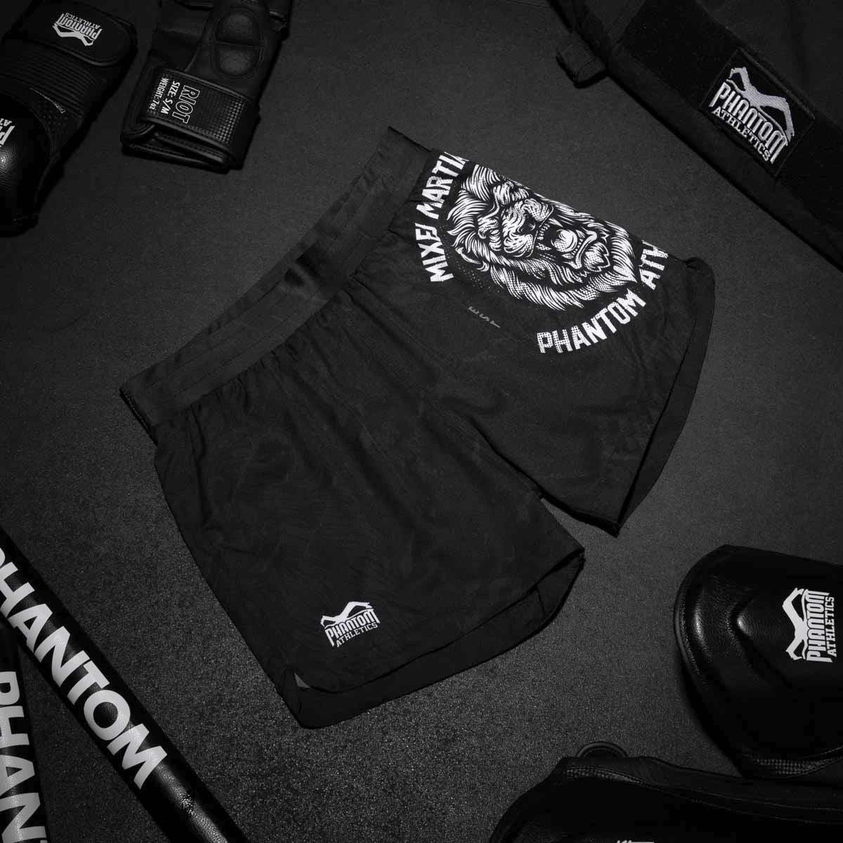 Phantom Athletics MMA Shorts Fusion Lionheart - Schwarz